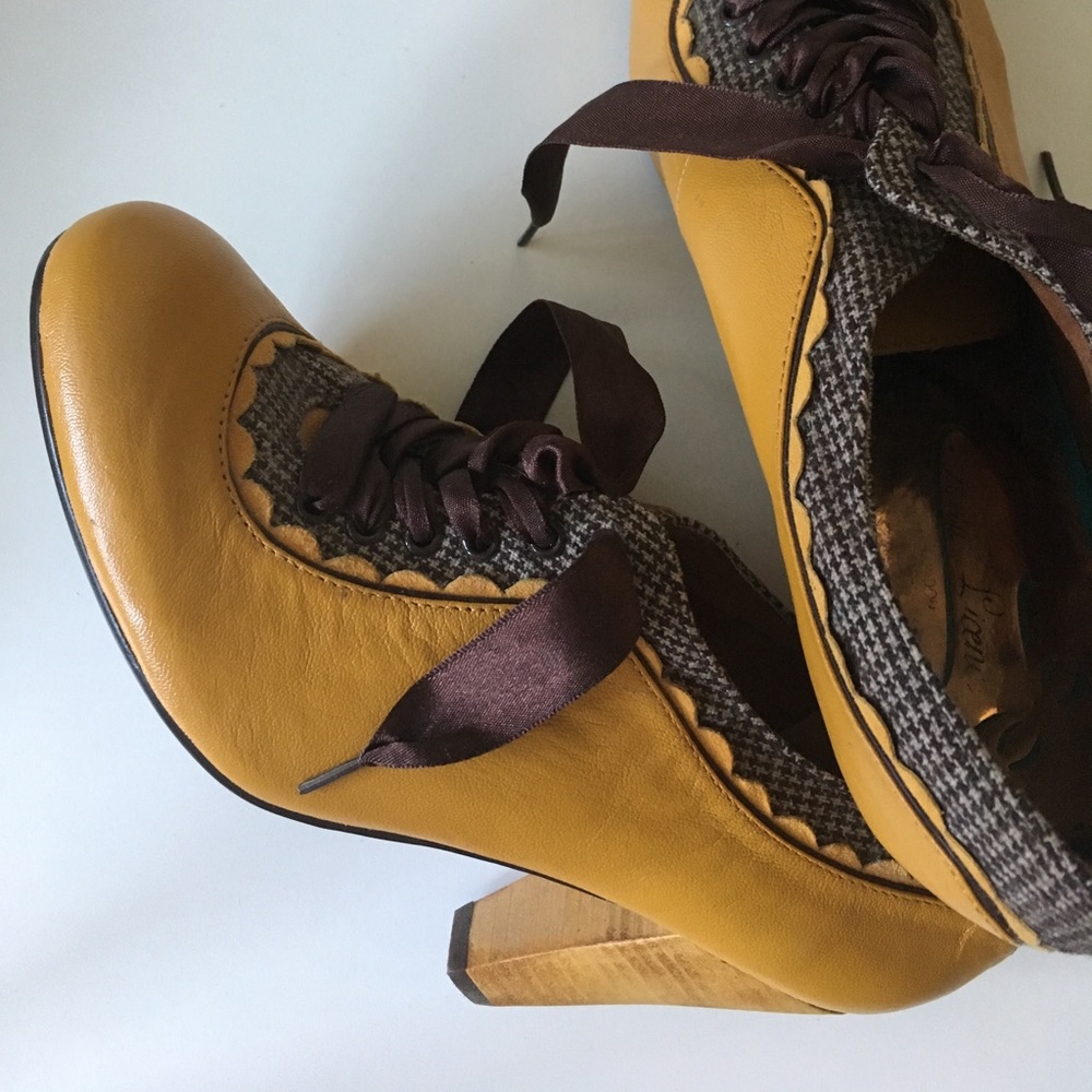 Poetic License “Backlash” Shoe